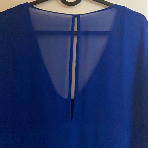 Gorgeous blue silk top babaton good condition - Picture 5 of 5